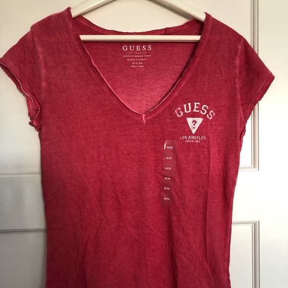 Guess T-shirt - Picture 1 of 3
